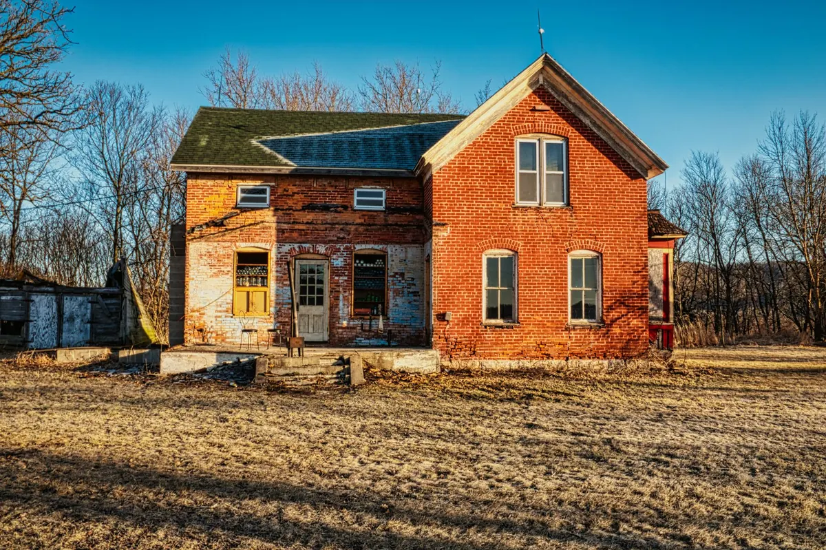 Common Mistakes When Restoring a Historic Farmhouse
